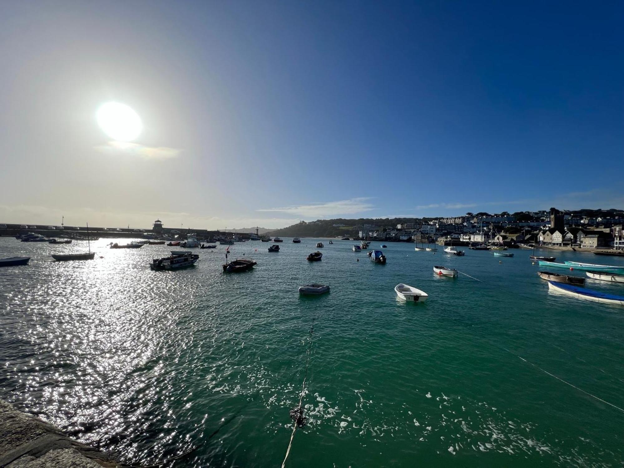 Апартаменти Gold 10 - Cornish Coastal Retreats Saint Hilary  Екстер'єр фото